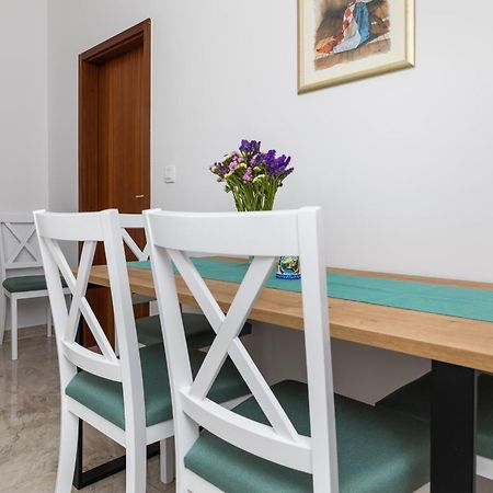 Apartments With A Parking Space Pisak, Omis - 5975 Exterior photo