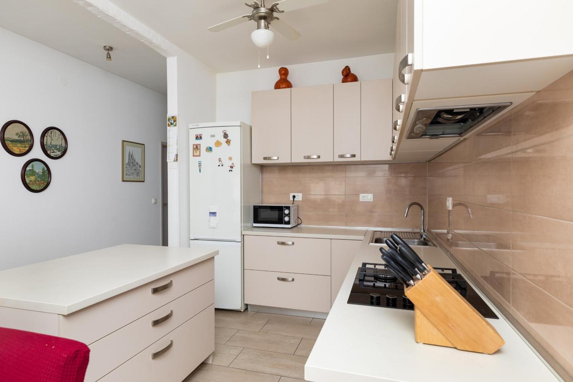 Apartments With A Parking Space Pisak, Omis - 5975 Exterior photo