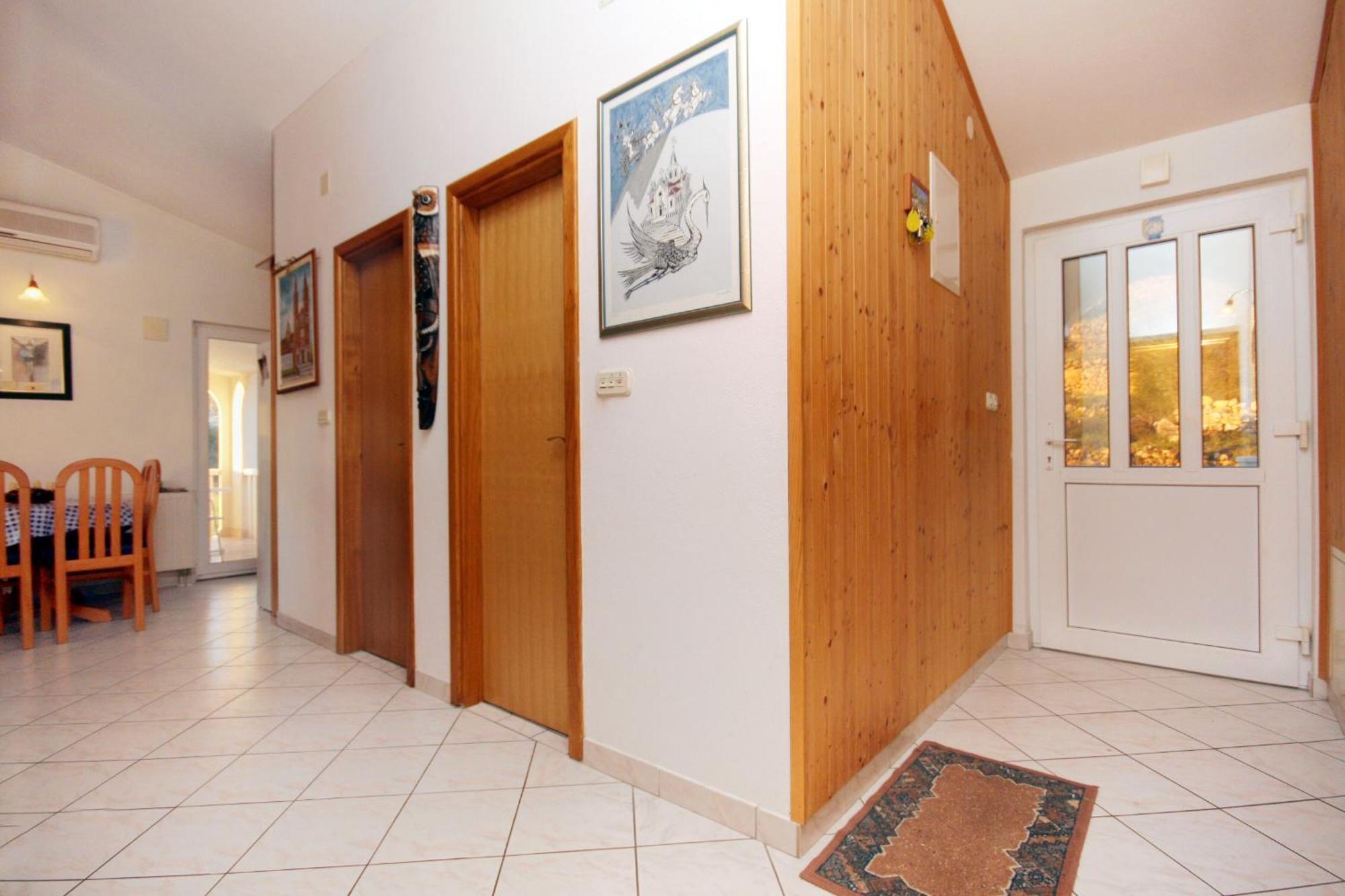 Apartments With A Parking Space Pisak, Omis - 5975 Exterior photo