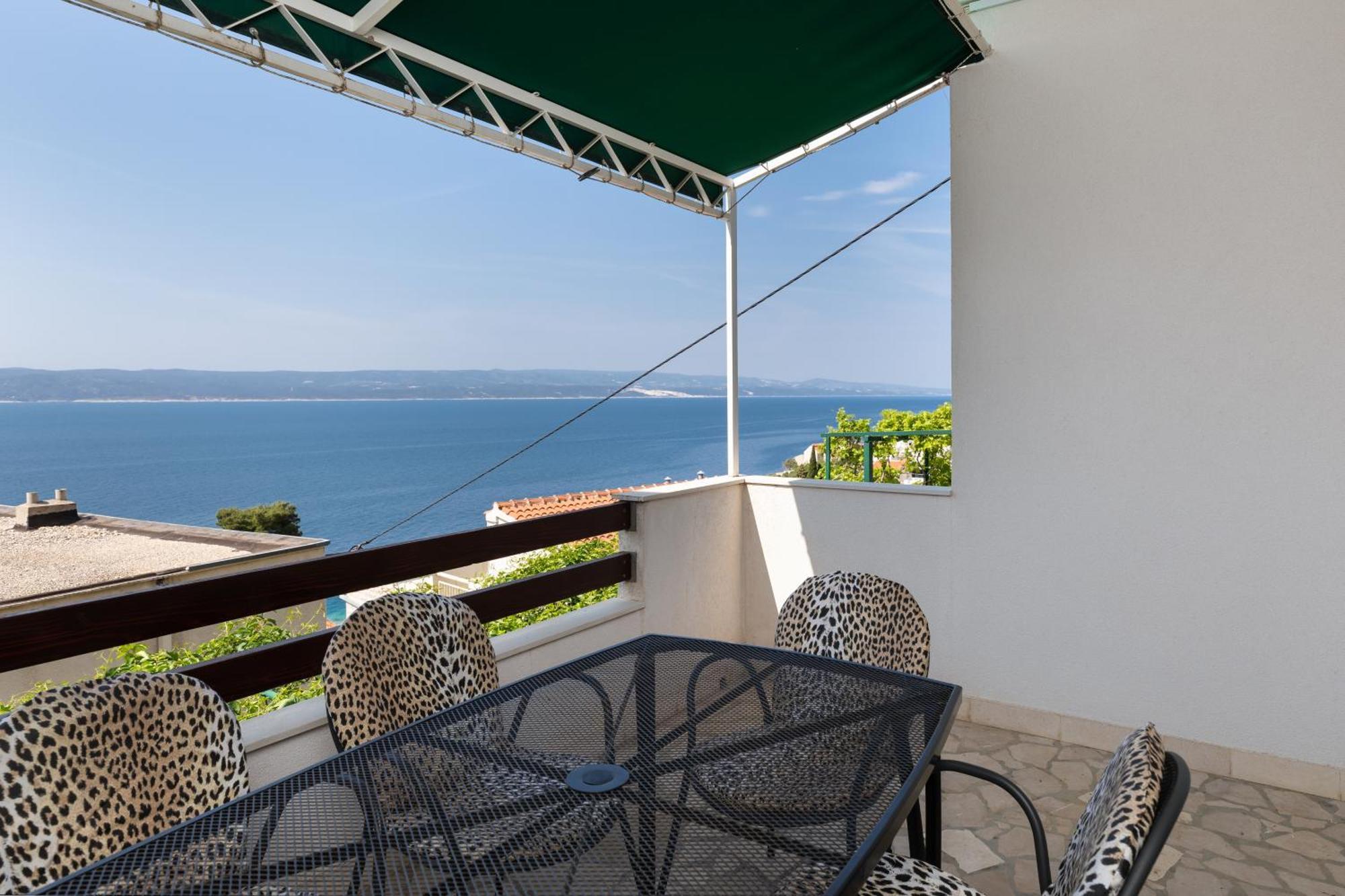 Apartments With A Parking Space Pisak, Omis - 5975 Exterior photo
