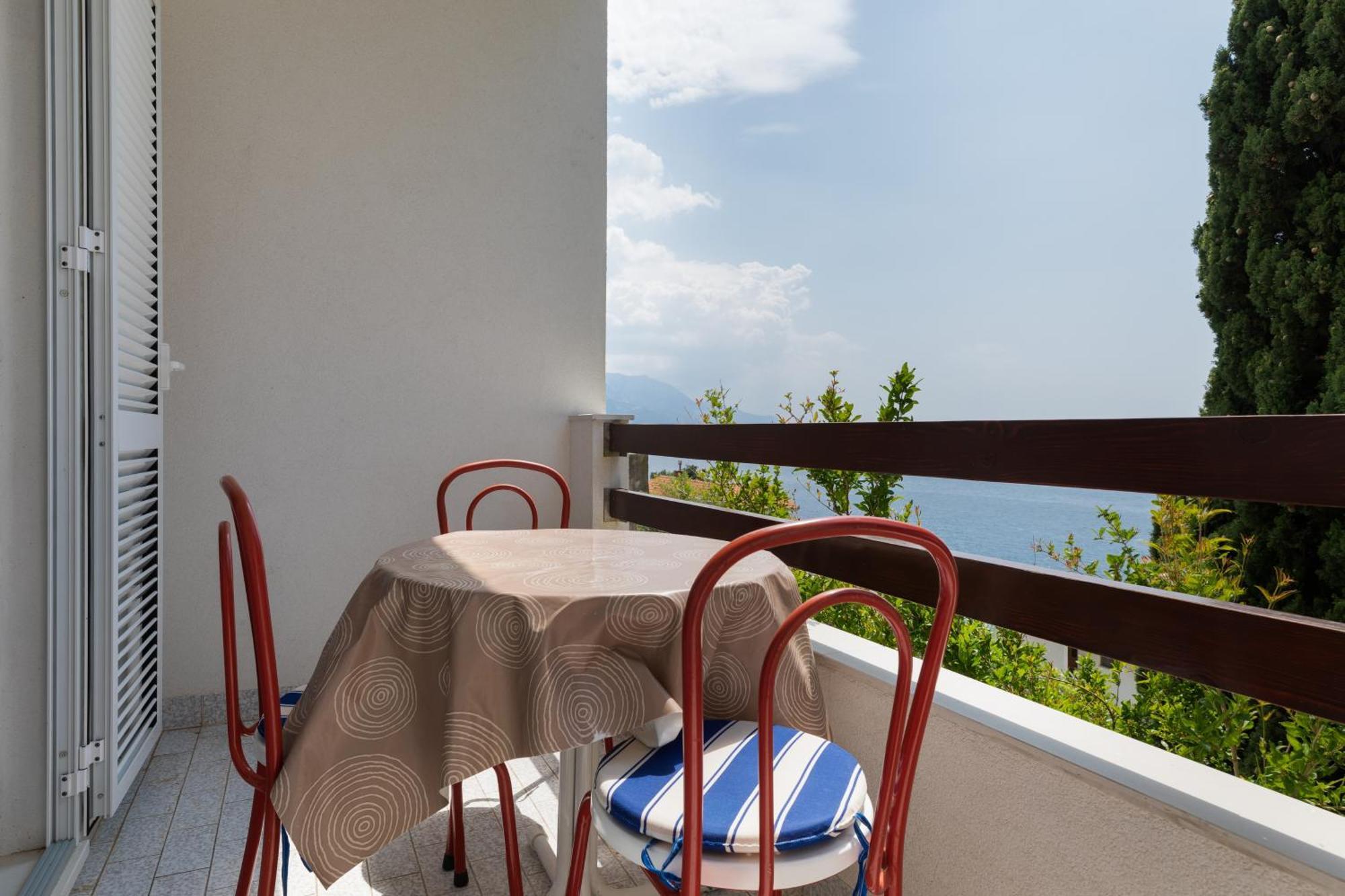 Apartments With A Parking Space Pisak, Omis - 5975 Exterior photo