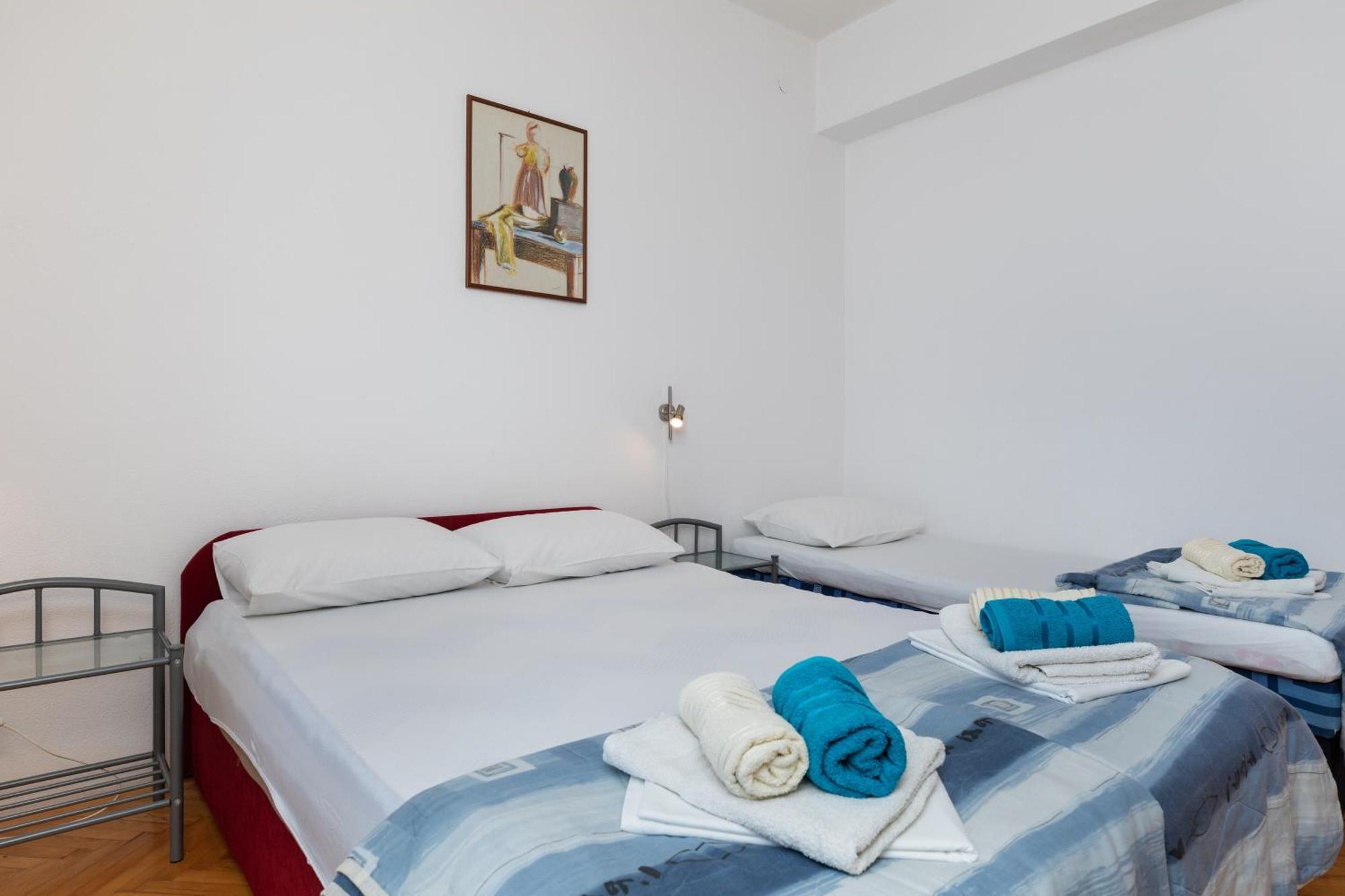 Apartments With A Parking Space Pisak, Omis - 5975 Room photo